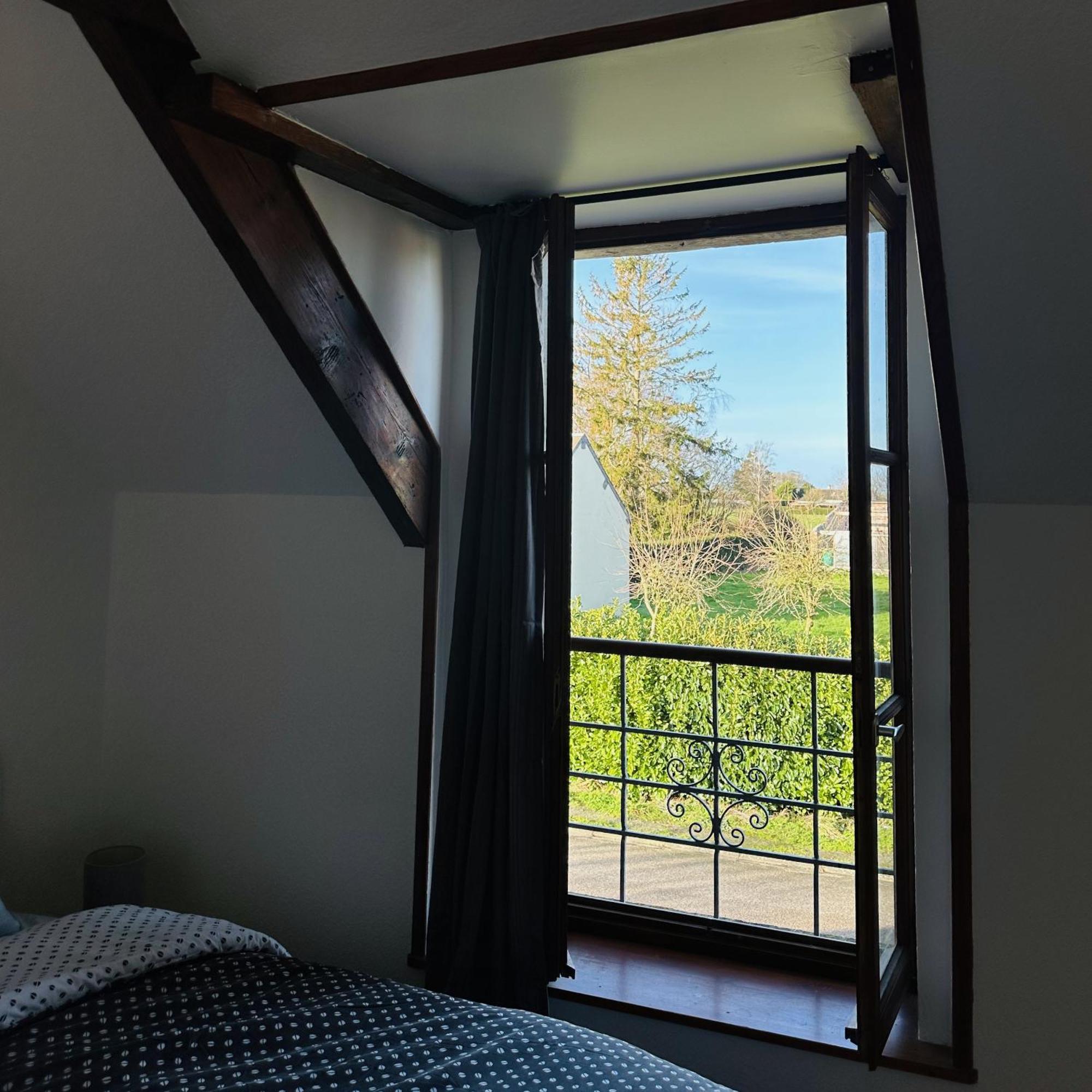 Gites Les Coquelicots Longueville  Εξωτερικό φωτογραφία
